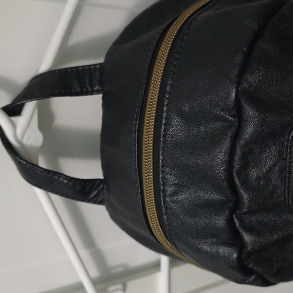 Mini-Backpack / Purse - Picture 5 of 9